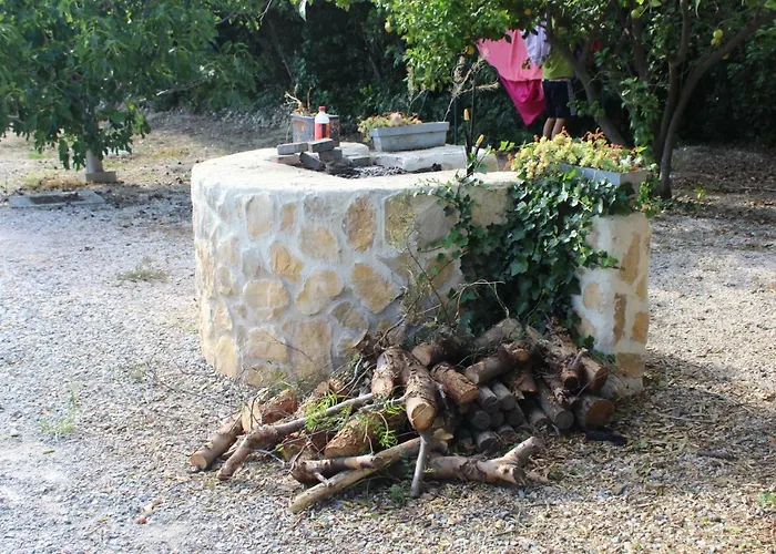 Mas Des Oliviers * Saint-Esteve (Pyrenees-Orientales)